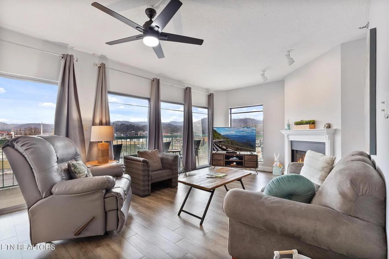 River Place Condos #611 3Bd 鸽子谷 外观 照片